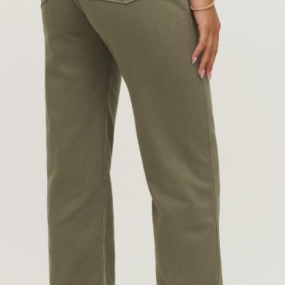 Never worn Reformation Cowboy High Rise Straight Jeans - Picture 3 of 11